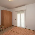 Gloria 4*