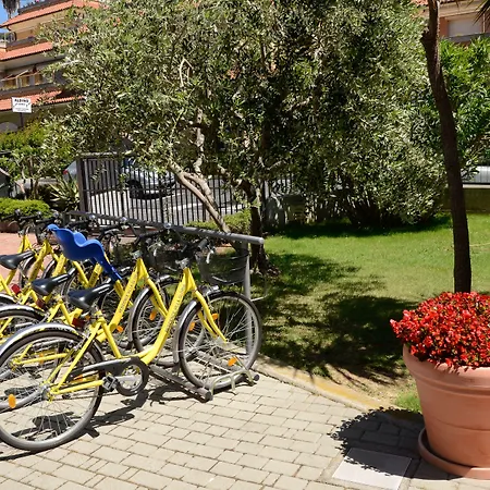 מלון דירות Gloria