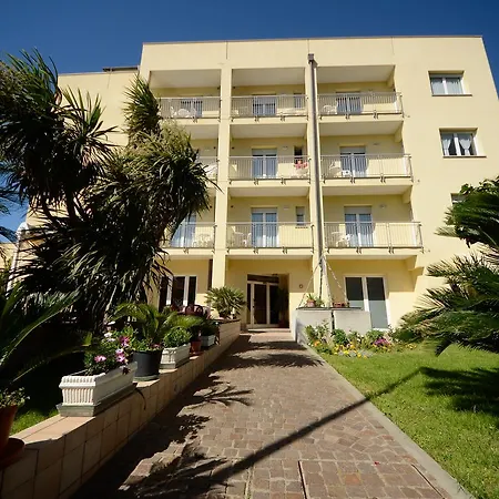 Gloria 4* בורג'ו ורצי