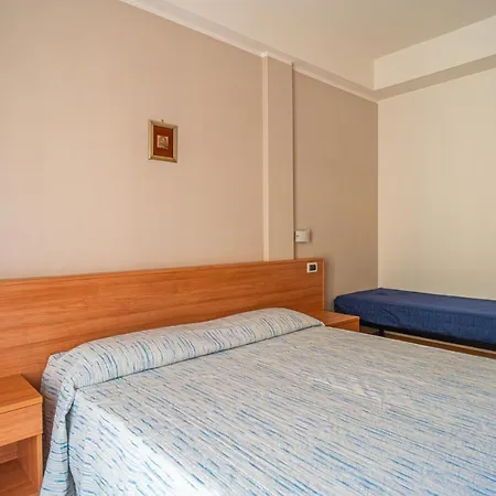 Gloria Aparthotel