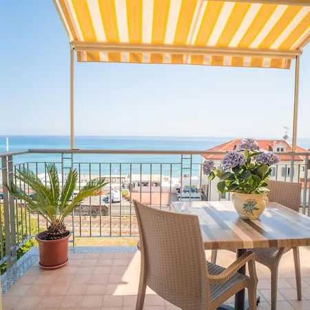Aparthotel Gloria 3*